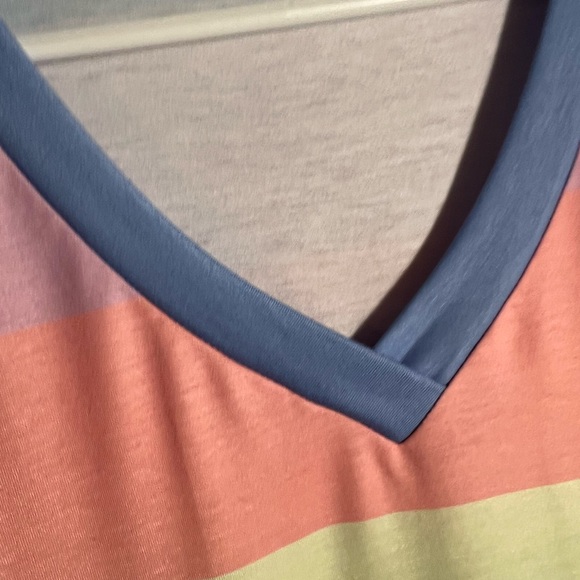 Cute colorful dress with pockets - Picture 4 of 8